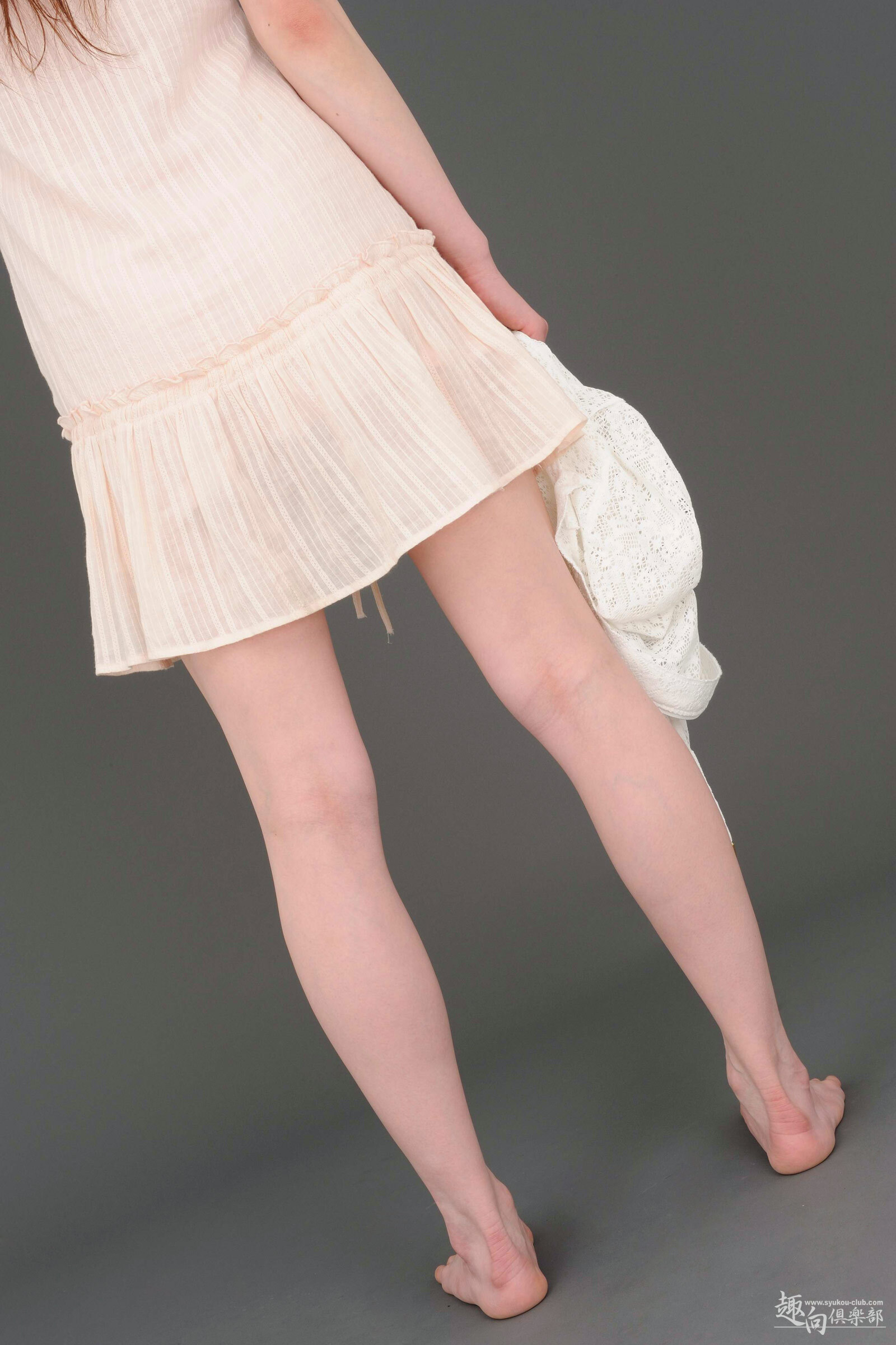 [Syukou-Club] 2013.11.07 Digi-Girl No.152 初脫ぎ素人4 純花しおん 1